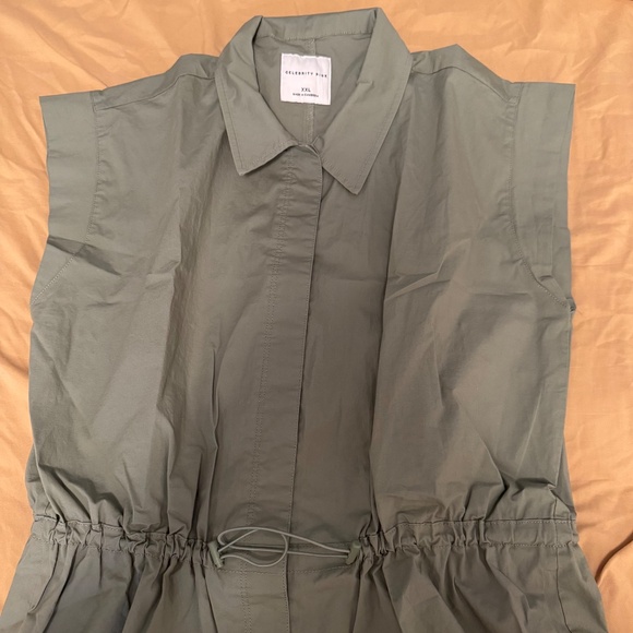 green romper short size xxl buttons down pocket both side with collar - Picture 6 of 7